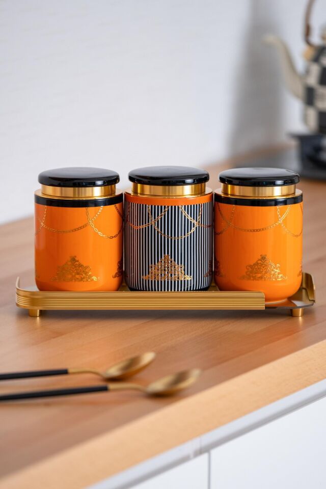 مجموعة برطمانات زجاجية من بانسي بوزي، مكونة من 4 قطع مع صينية