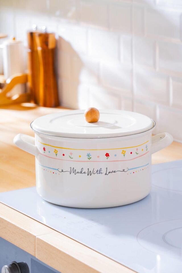 Made With Love Frying Pan - 24 cm