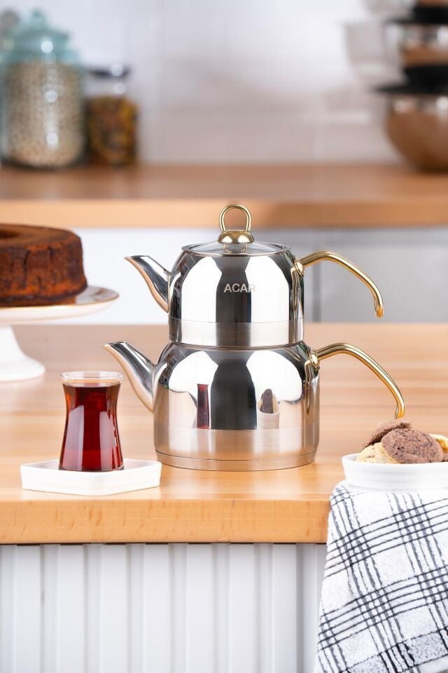 Armin Medium Teapot Set - Gold