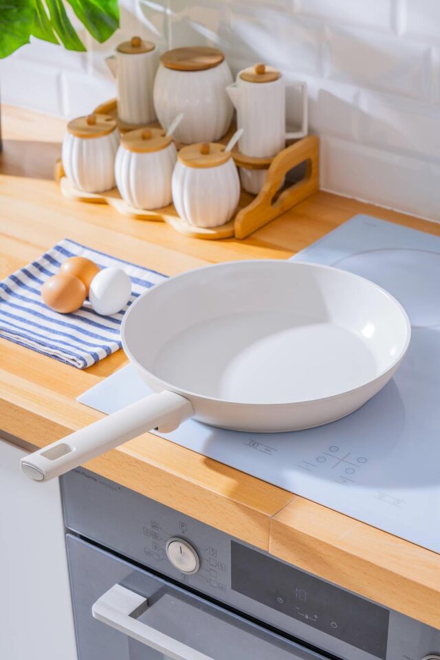 Ultimate Pro Induction Based Frying Pan - 28 cm