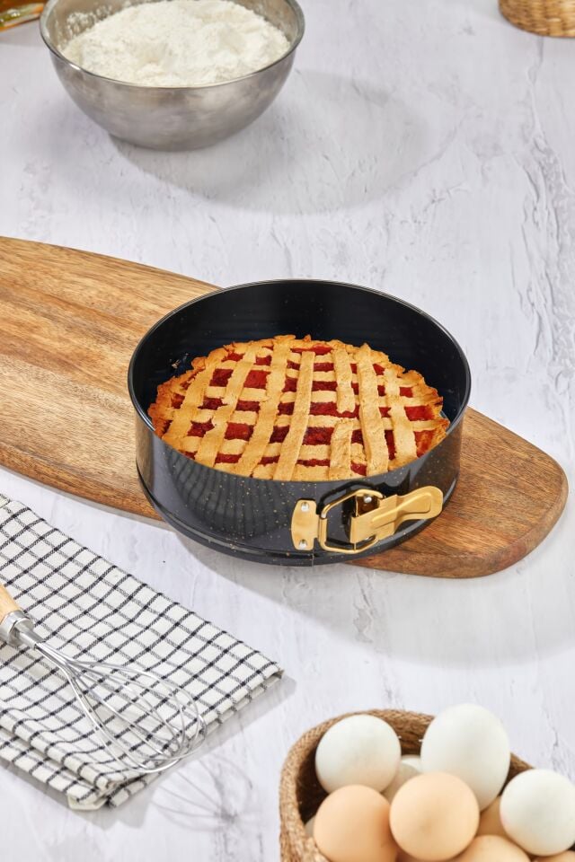 Aluminum Springform Cake Mold – 20 cm