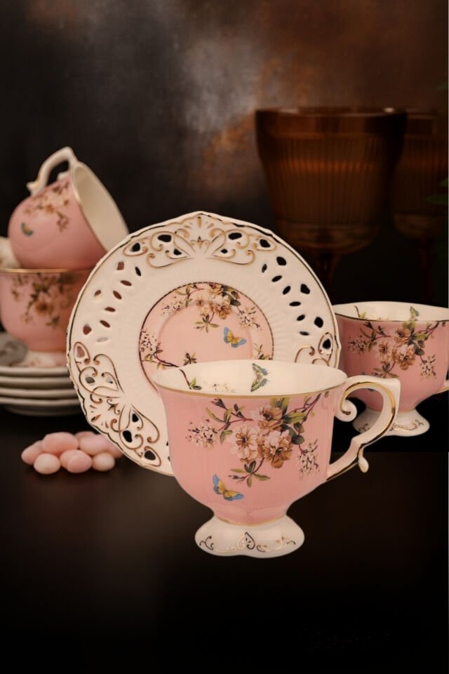 Flower Pembe Altın 6’lı Ayaklı Kahve Fincan Takımı