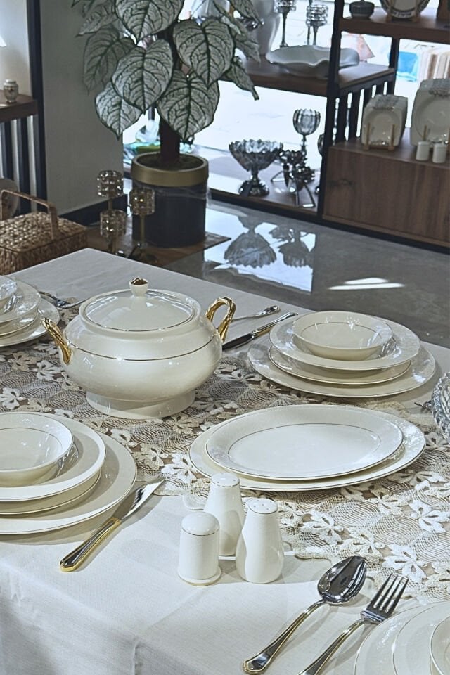 Elégance Ivory 58 Parça 12 Kişilik Porselen Yemek Takımı – Gold Detaylı