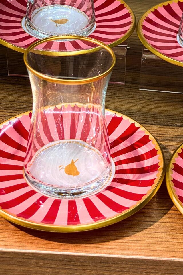 Premium Çay Bardağı Seti – 6 Kişilik Özel Tasarım Çay Takımı